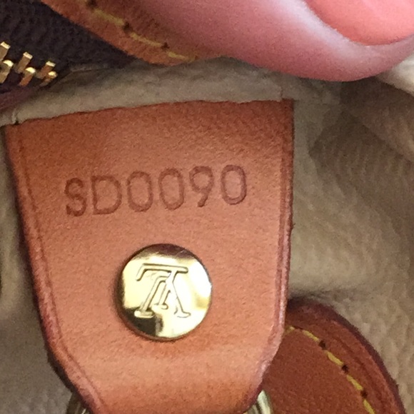 Louis Vuitton PM bucket tote authentic - Picture 5 of 7